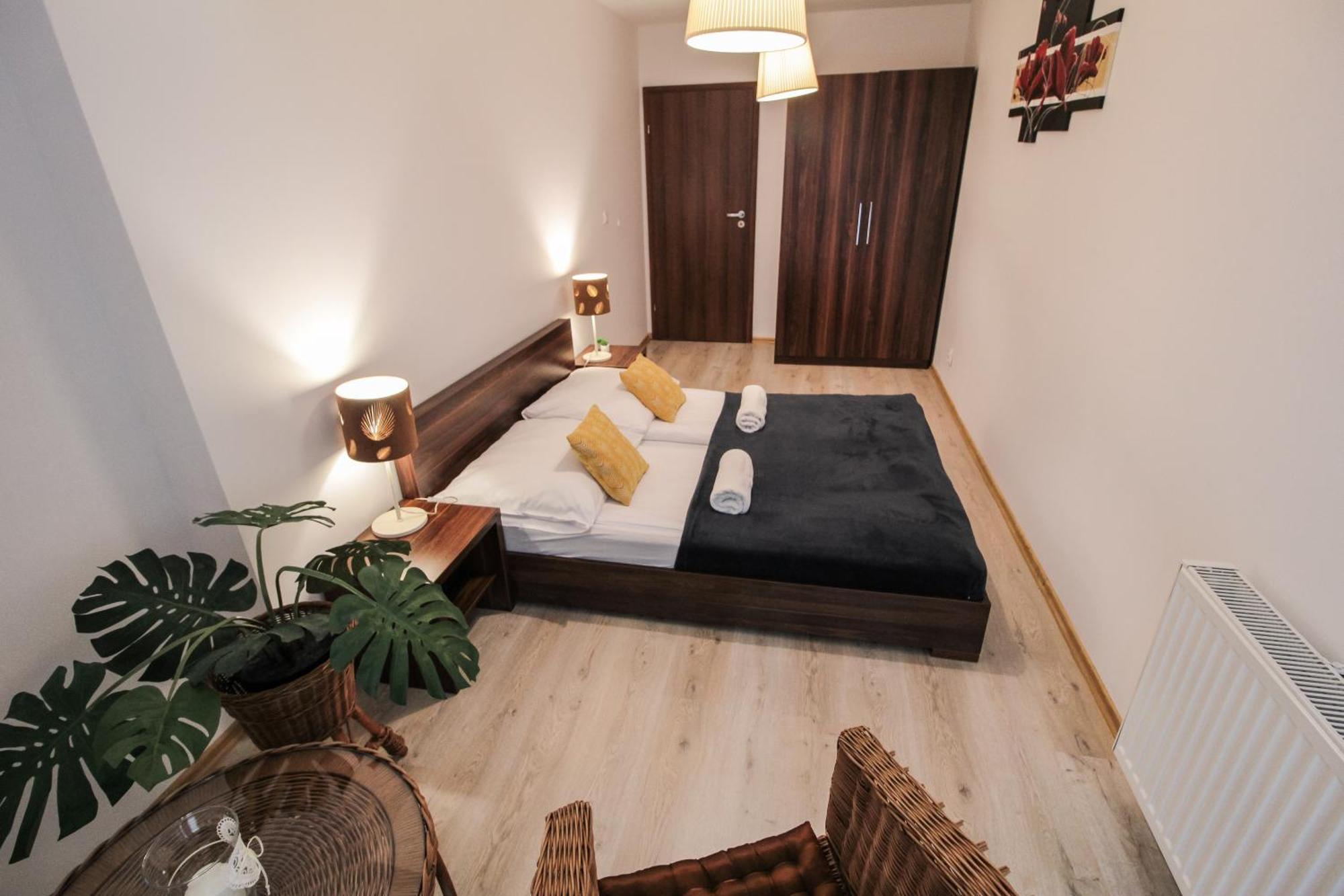 Aparthotel City Center Apartments 克雷尼察 外观 照片